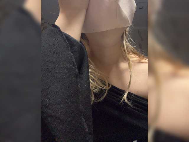 KiraBlin live cam on BongaCams