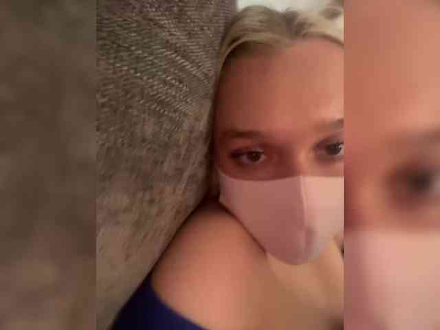 KiraBlin webcam
