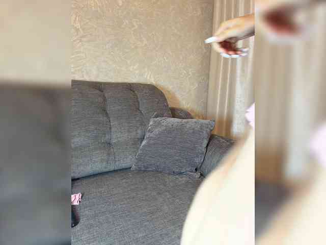 KiraBlin webcam
