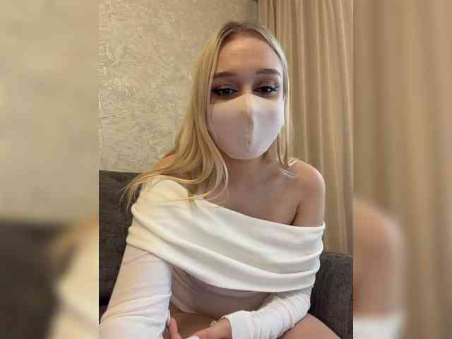 KiraBlin Sex Cam Show