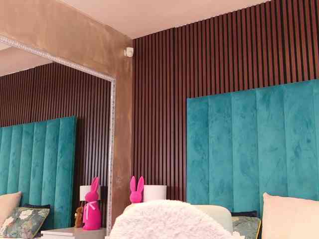 AnyaHappiness webcam