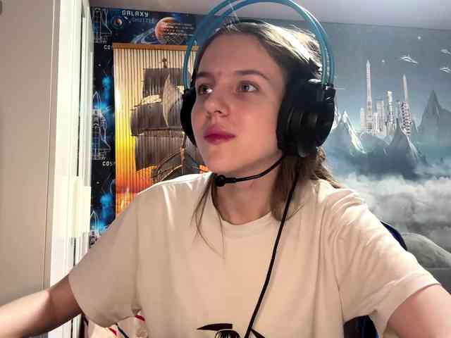 YasukoTurrill webcam