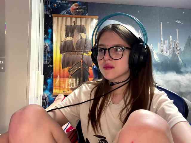 YasukoTurrill webcam