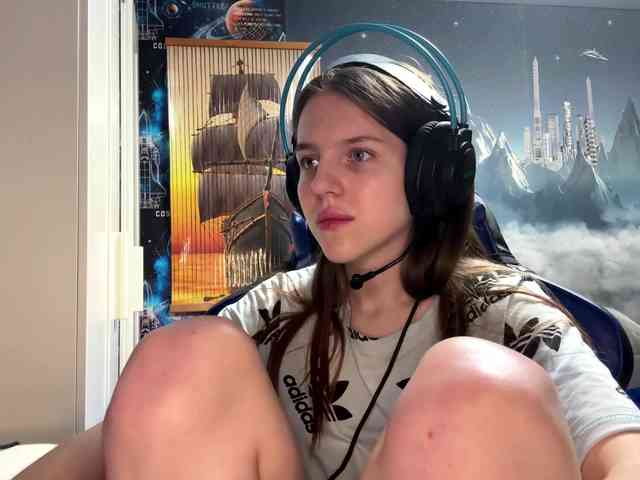 YasukoTurrill webcam