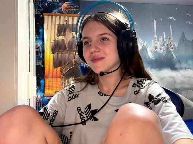 YasukoTurrill webcam