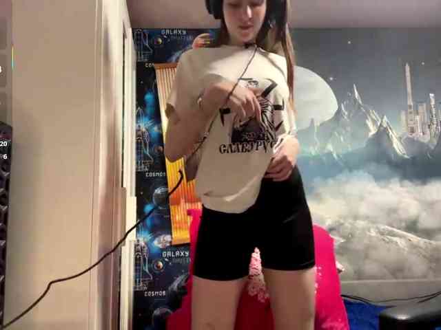 YasukoTurrill webcam