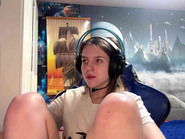 YasukoTurrill webcam