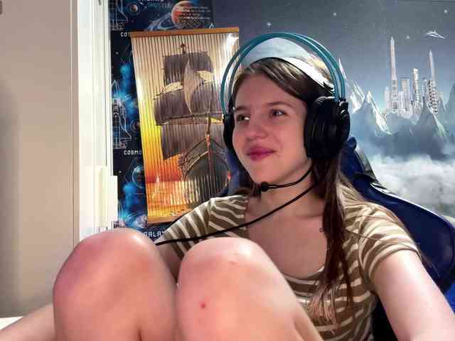 YasukoTurrill webcam