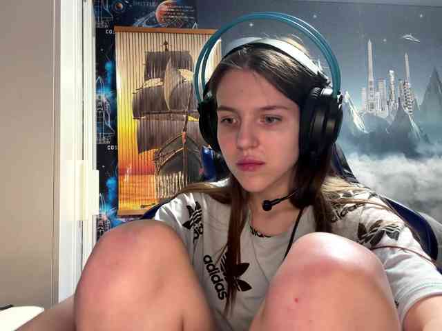 YasukoTurrill webcam