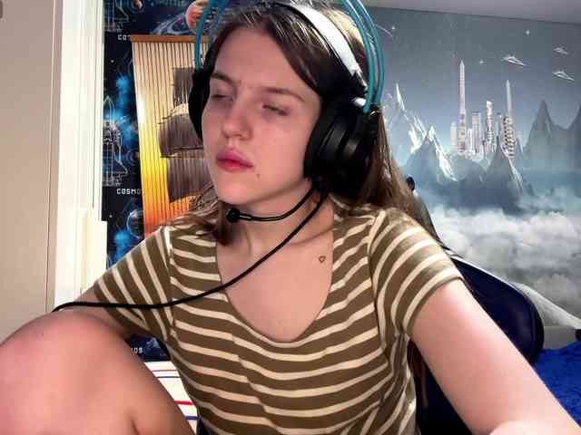 YasukoTurrill webcam