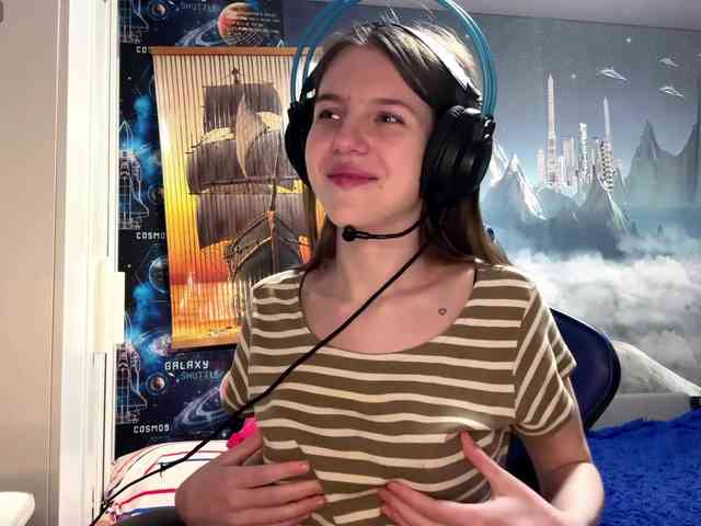 YasukoTurrill webcam