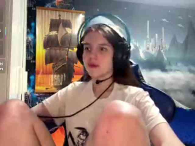 YasukoTurrill webcam