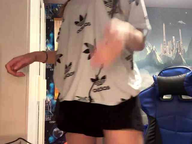 YasukoTurrill webcam