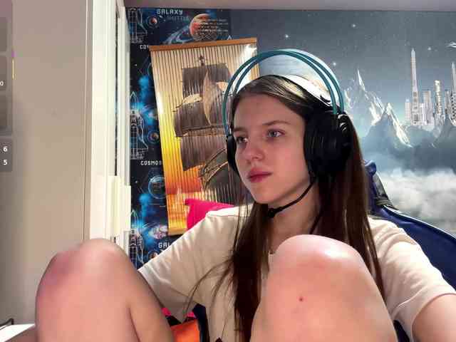 YasukoTurrill webcam