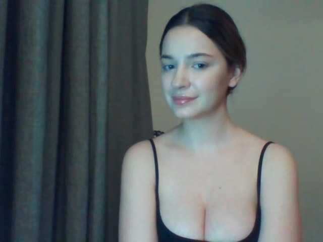 EvelineTop's BongaCams show and profile