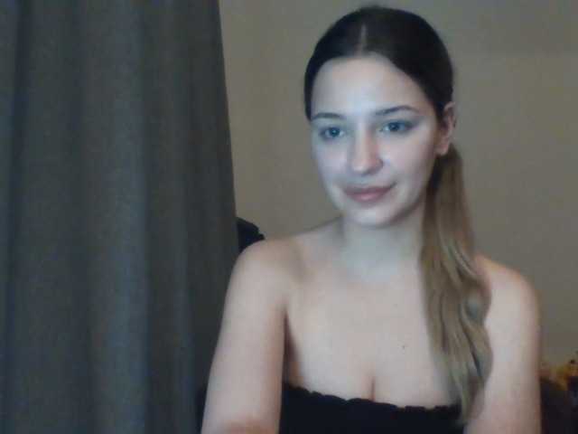 EvelineTop live cam on BongaCams