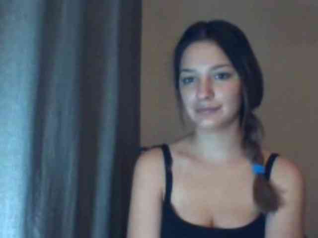 Model: EvelineTop