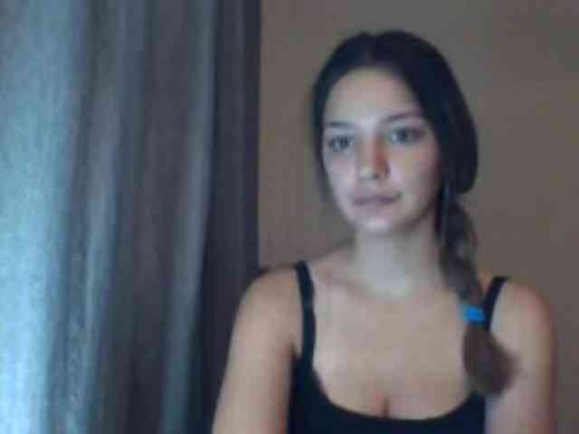 Model: EvelineTop