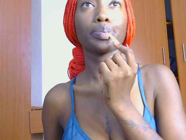 LeylieCandy webcam