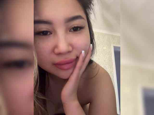 AsianLove2 webcam