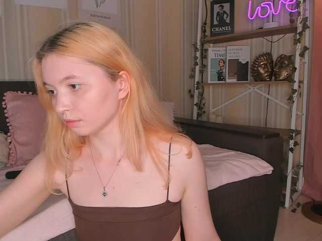 LilithVermillion live cam on BongaCams
