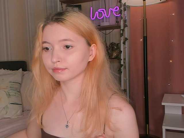 LilithVermillion live cam on BongaCams