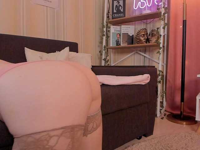 LilithVermillion live cam on BongaCams