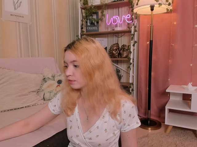LilithVermillion live cam on BongaCams
