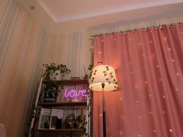 LilithVermillion live cam on BongaCams