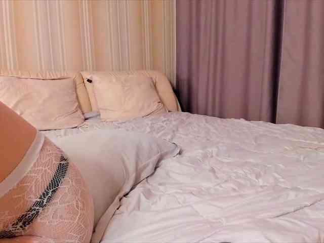 LilithVermillion webcam
