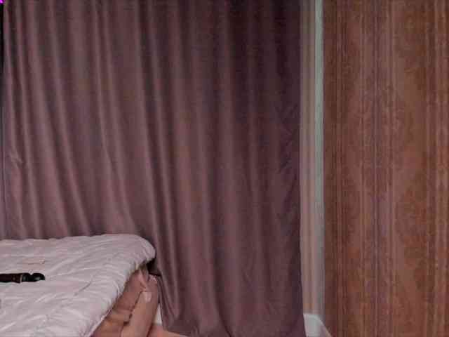 LilithVermillion webcam