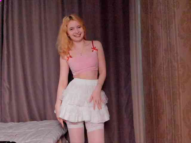 LilithVermillion webcam