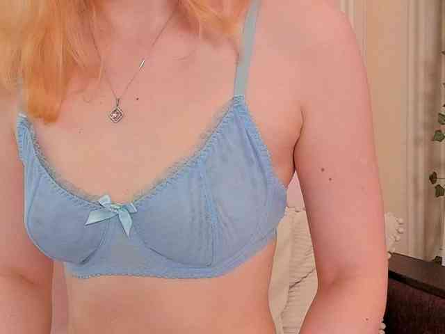 LilithVermillion webcam