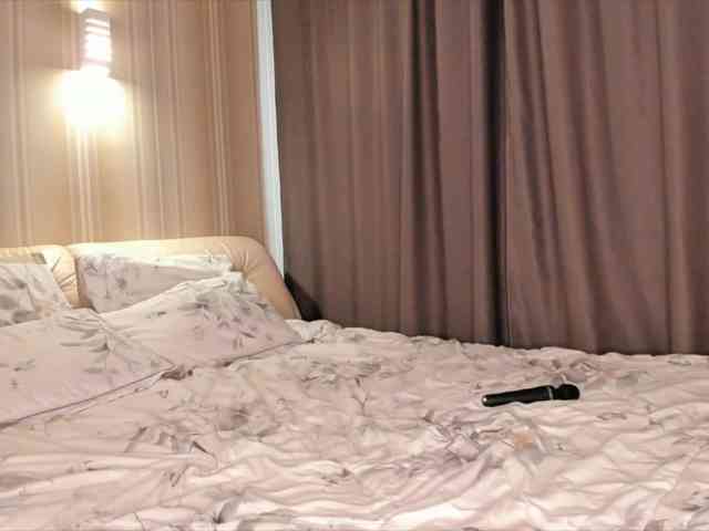 LilithVermillion webcam