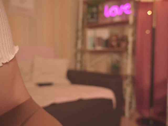 LilithVermillion webcam