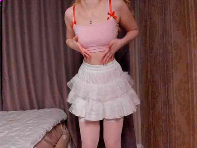 LilithVermillion webcam