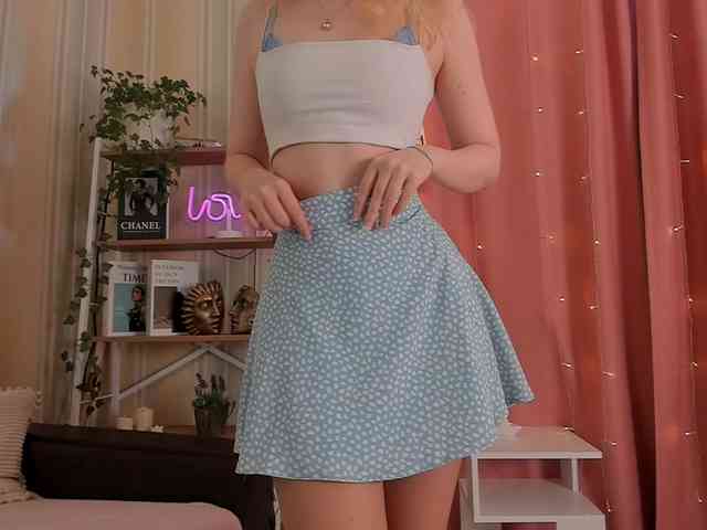 LilithVermillion webcam