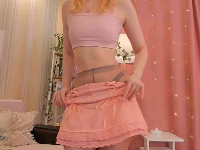 LilithVermillion webcam