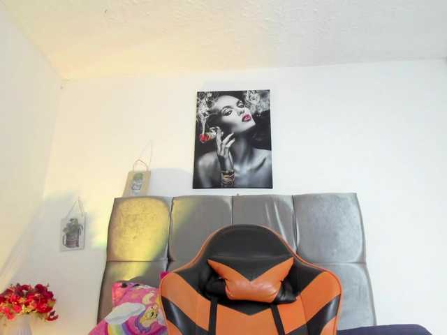 Ariel-wish live cam on BongaCams