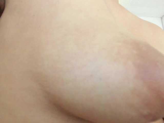 Ariel-wish live cam on BongaCams