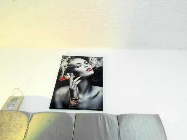 Ariel-wish live cam on BongaCams