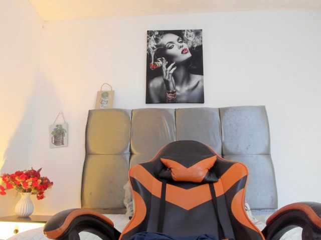 Ariel-wish live cam on BongaCams