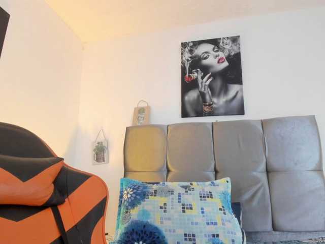 Ariel-wish live cam on BongaCams