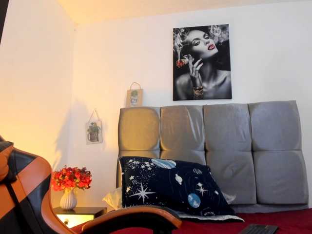 Ariel-wish live cam on BongaCams