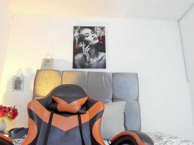 Ariel-wish live cam on BongaCams