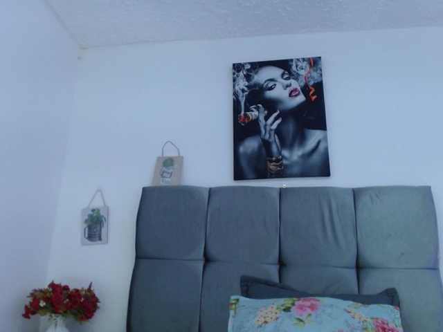 Ariel-wish live cam on BongaCams