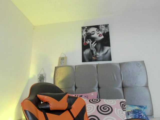 Ariel-wish live cam on BongaCams