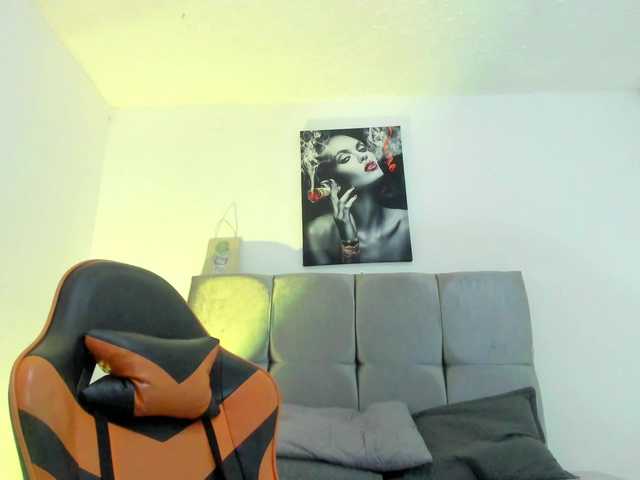 Ariel-wish live cam on BongaCams