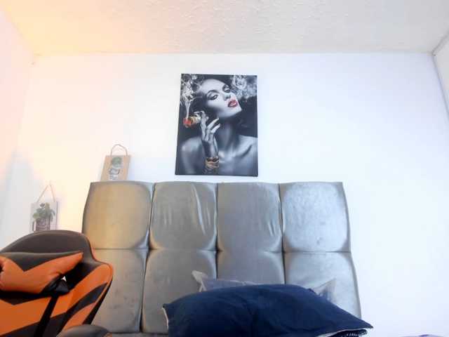 Ariel-wish live cam on BongaCams