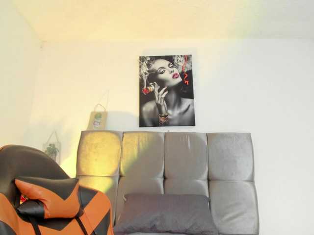 Ariel-wish live cam on BongaCams